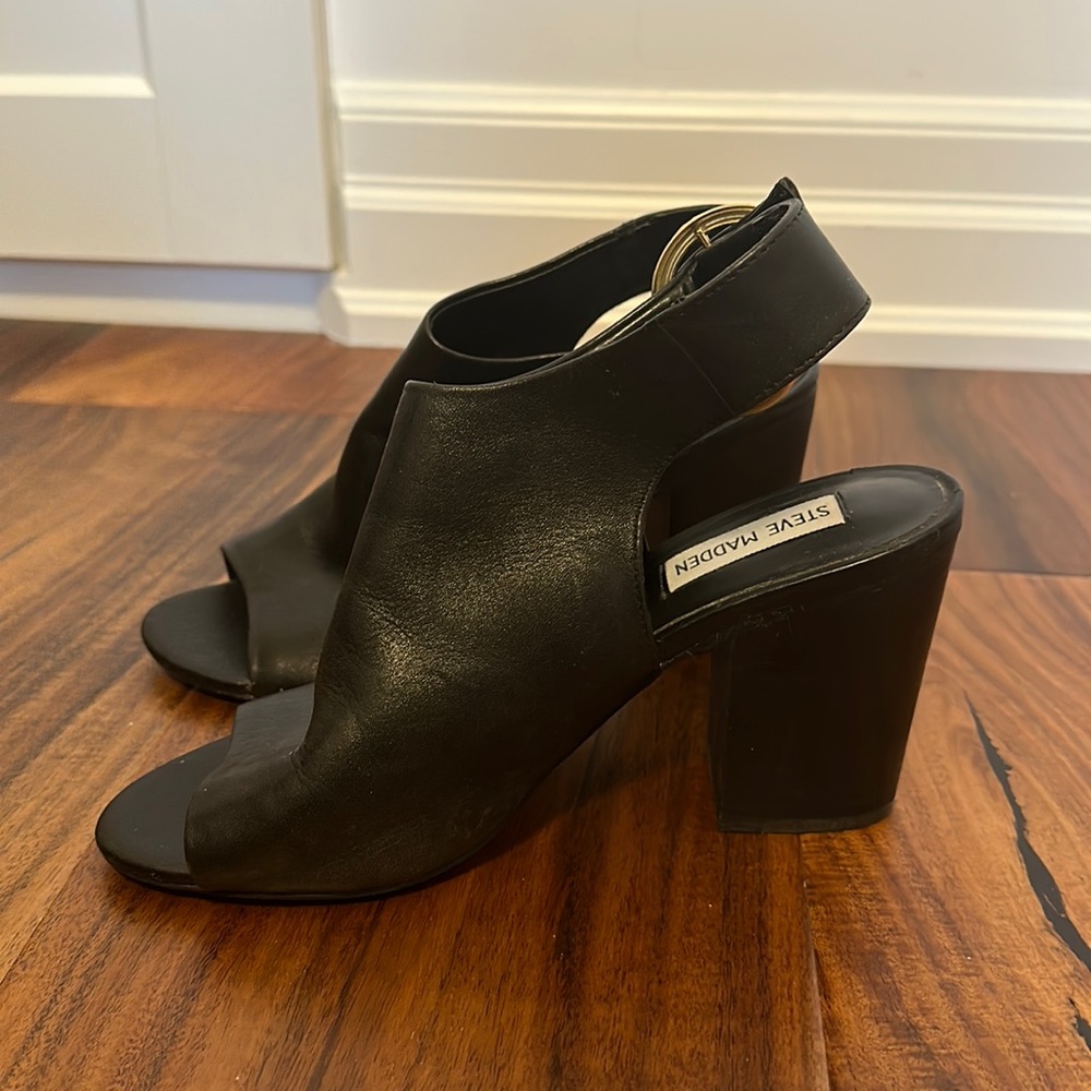 Steve Madden leather black open-toe heels with gold clasp